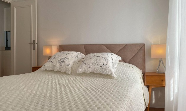 Herverkoop - Apartment - Torrevieja - Playa del Cura