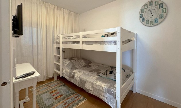 Herverkoop - Apartment - Torrevieja - Playa del Cura