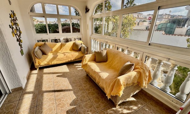 Resale - Villa - Benijofar