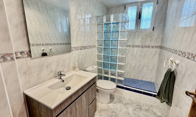Resale - Villa - Benijofar