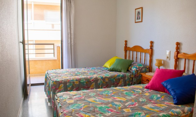 Herverkoop - Apartment - Guardamar del Segura - Urbanizaciones