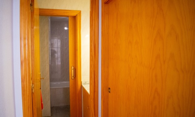 Herverkoop - Apartment - Guardamar del Segura - Urbanizaciones