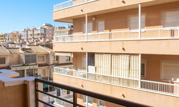 Herverkoop - Apartment - Guardamar del Segura - Urbanizaciones