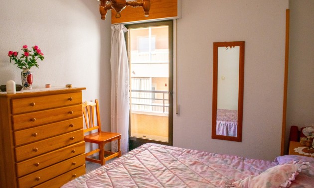 Herverkoop - Apartment - Guardamar del Segura - Urbanizaciones