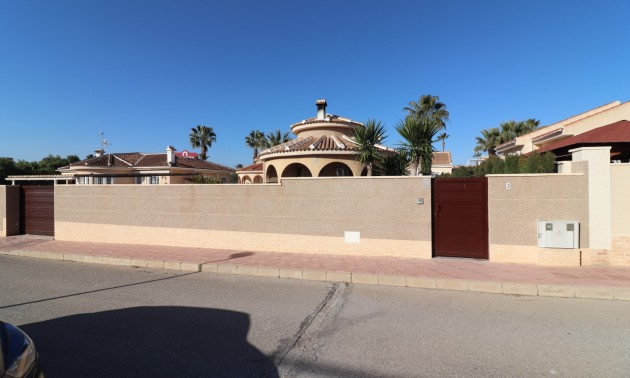 Herverkoop - Villa - Benijofar - Monte Azul