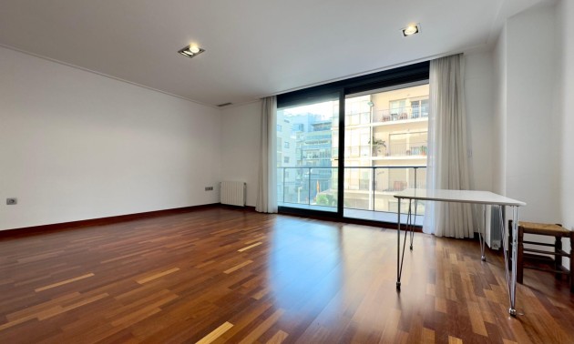 Herverkoop - Apartment - Elche - Porcelanosa