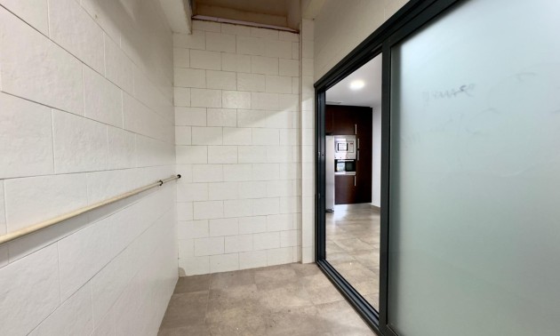Herverkoop - Apartment - Elche - Porcelanosa