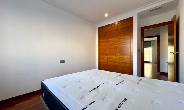 Herverkoop - Apartment - Elche - Porcelanosa
