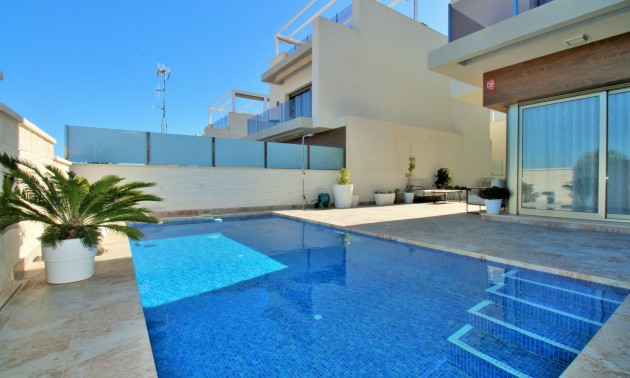 Herverkoop - Villa - Villamartín