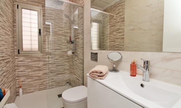 Revente - Villa - Villamartín