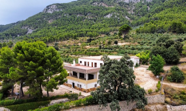 Herverkoop - Villa - Alcoy - Muro de Alcoy