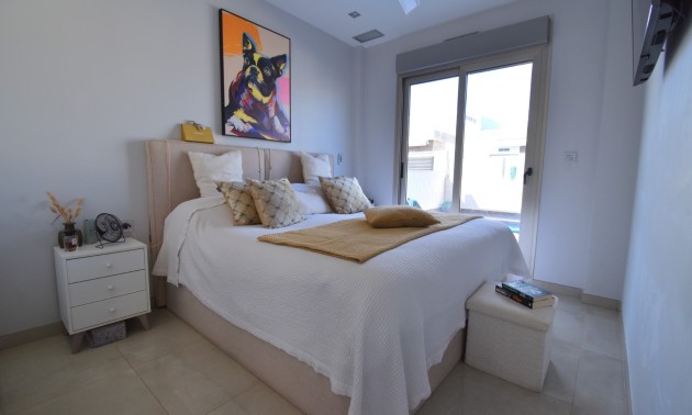 Herverkoop - Villa - Orihuela Costa - Villamartín