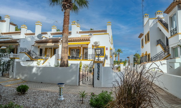 Revente - Villa - Orihuela Costa - Villa Martin