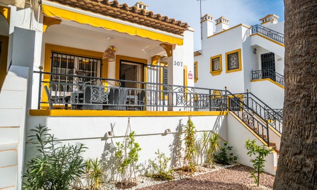 Revente - Villa - Orihuela Costa - Villa Martin
