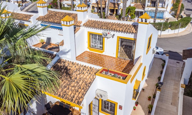 Revente - Villa - Orihuela Costa - Villa Martin