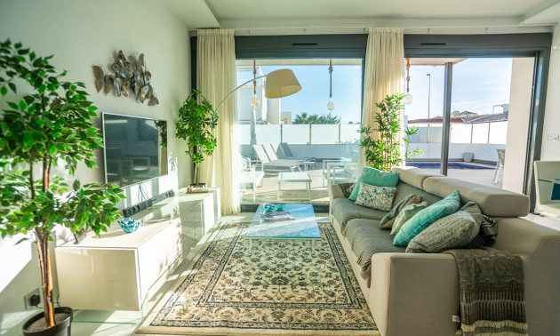 Herverkoop - Villa - Orihuela Costa - Lomas De Cabo Roig