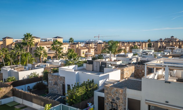 Herverkoop - Villa - Orihuela Costa - Lomas De Cabo Roig