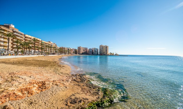 Resale - Apartment - Torrevieja