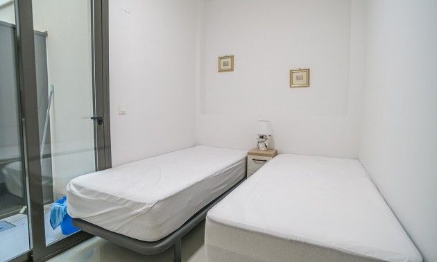 Resale - Apartment - Torrevieja