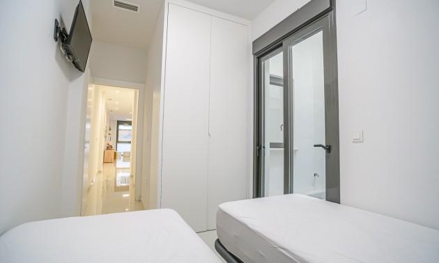 Resale - Apartment - Torrevieja
