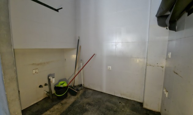 Resale - Commercial - Orihuela