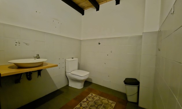 Resale - Commercial - Orihuela
