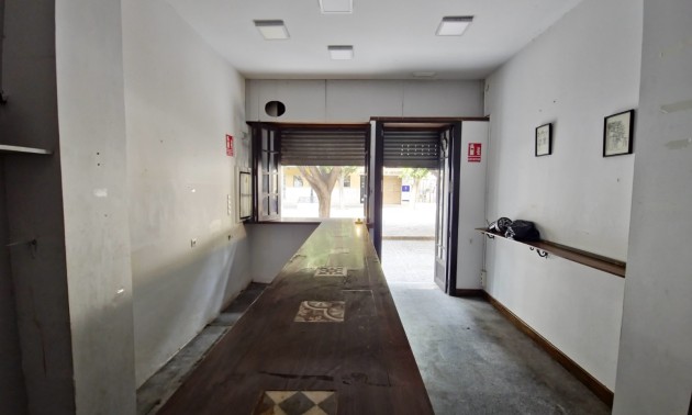 Resale - Commercial - Orihuela