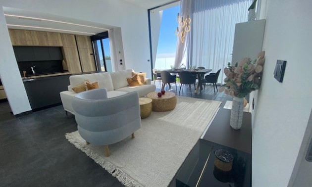 Resale - Villa - Los Balcones - Los Altos del Edén - Los Altos