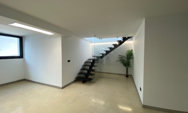 Resale - Villa - Los Balcones - Los Altos del Edén - Los Altos