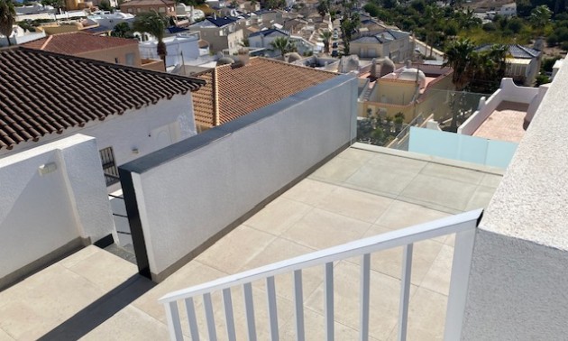 Resale - Villa - Los Balcones - Los Altos del Edén - Los Altos