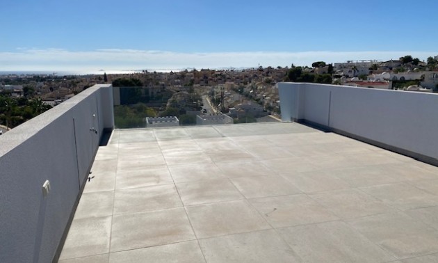 Resale - Villa - Los Balcones - Los Altos del Edén - Los Altos