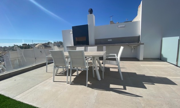 Resale - Villa - Los Balcones - Los Altos del Edén - Los Altos