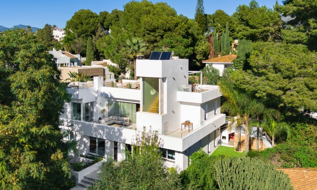 Herverkoop - Villa - Marbella - Nueva Andalucía