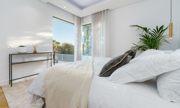 Herverkoop - Villa - Marbella - Nueva Andalucía