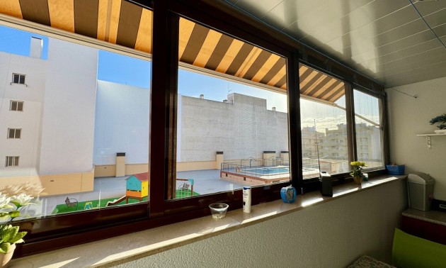 Herverkoop - Apartment - Torrevieja - Centro