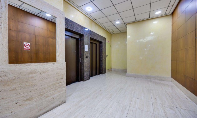 Herverkoop - Apartment - Torrevieja - Centro