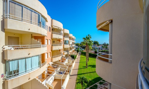 Herverkoop - Apartment - Orihuela Costa - Dehesa de campoamor