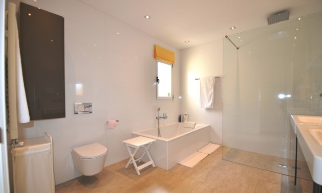 Revente - Villa - Altea