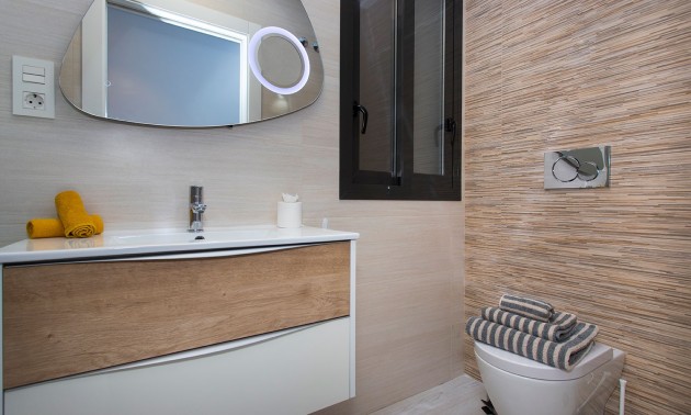 Resale - Apartment - Torrevieja - Center