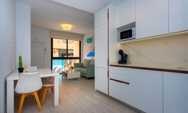 Resale - Apartment - Torrevieja - Center