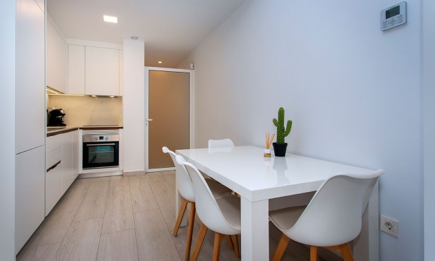 Resale - Apartment - Torrevieja - Center