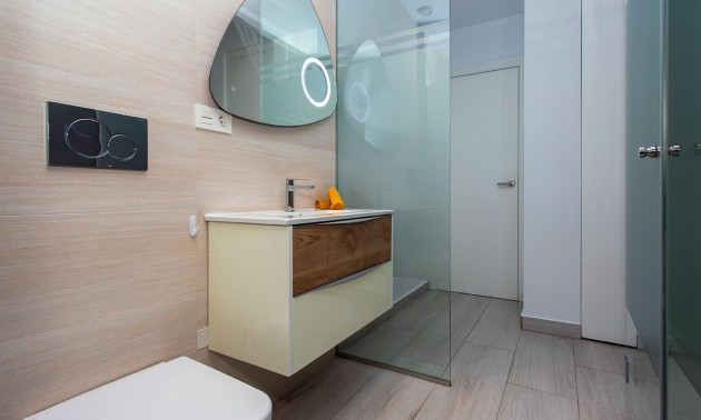 Resale - Apartment - Torrevieja - Center