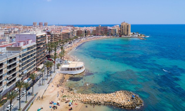 Resale - Apartment - Torrevieja - Center