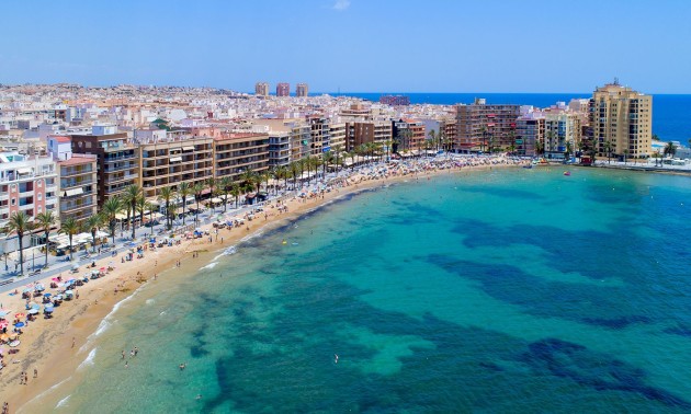 Resale - Apartment - Torrevieja - Center