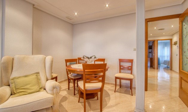 Herverkoop - Apartment - Torrevieja - Playa del Cura