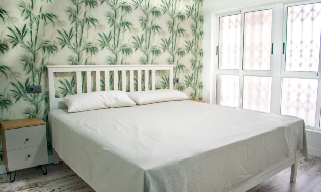 Herverkoop - Apartment - Torrevieja - La Mata