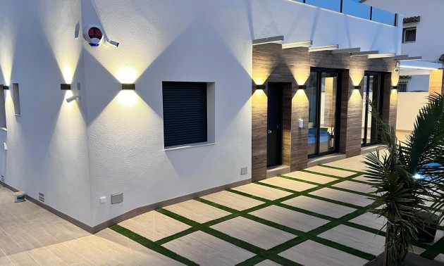 Herverkoop - Villa - Orihuela Costa - Villamartín