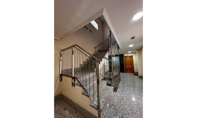 Herverkoop - Apartment - Torrevieja