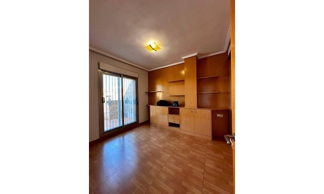 Herverkoop - Apartment - Torrevieja