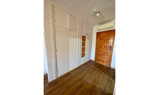 Herverkoop - Apartment - Torrevieja